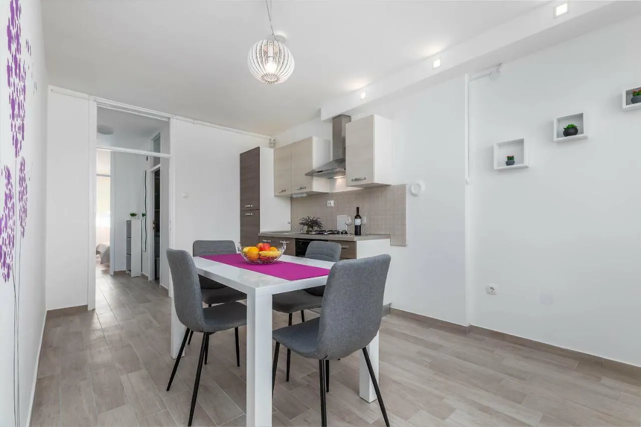 Apartment Sole Pola